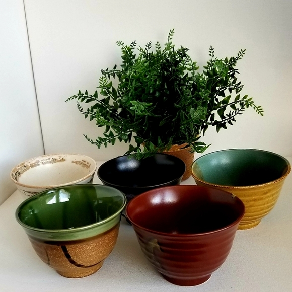 🎁Great Gift Idea🎁 5pc Japanese Bowl Set - Picture 1 of 3